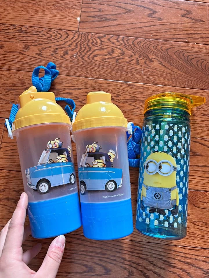 Minion water bottles