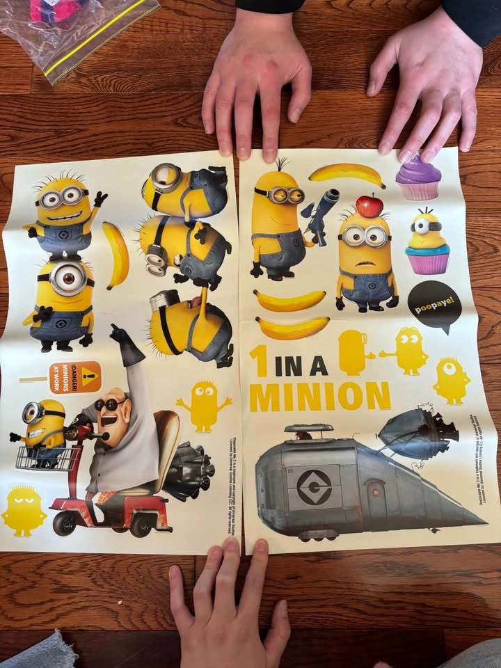 Minion wall decals - photo 2