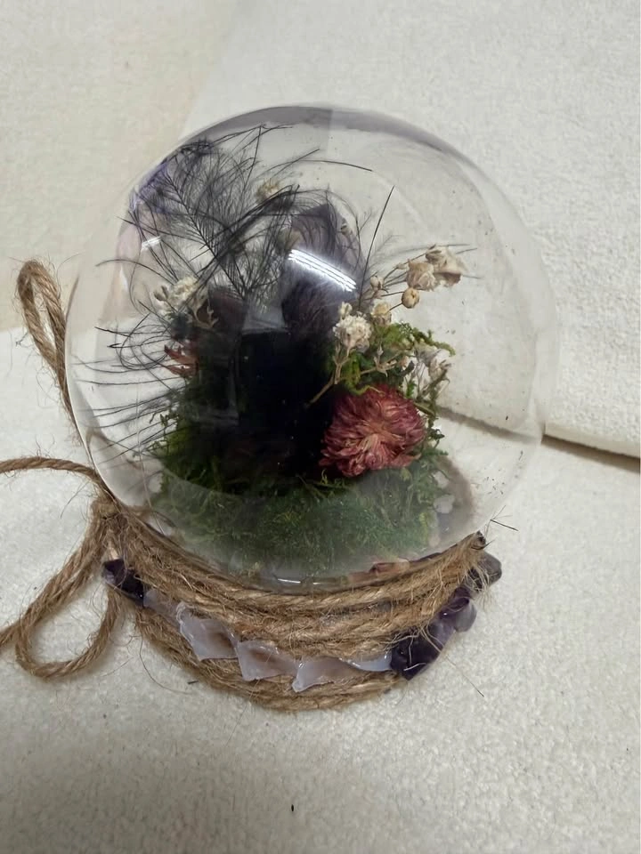 Amethyst Crystal and Dried Flower Terrarium - photo 4
