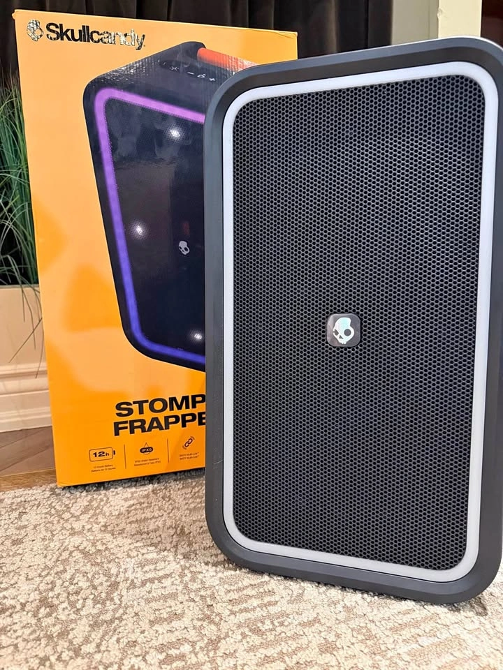 New Skullcandy Stomp XL XT Speaker – Original Box Included