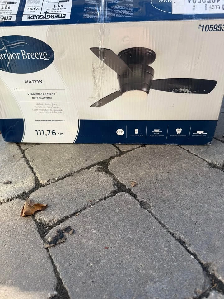 Brand new Ceiling Fan with LED Light - photo 2