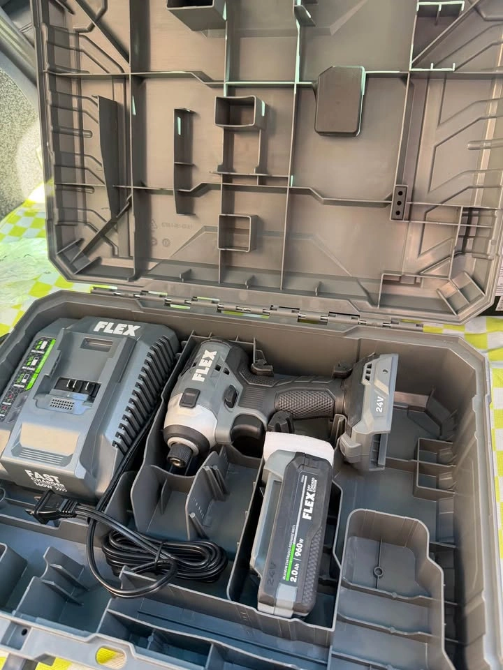 Flex 24V Cordless Impact Driver Kit – Battery & Charger - photo 3