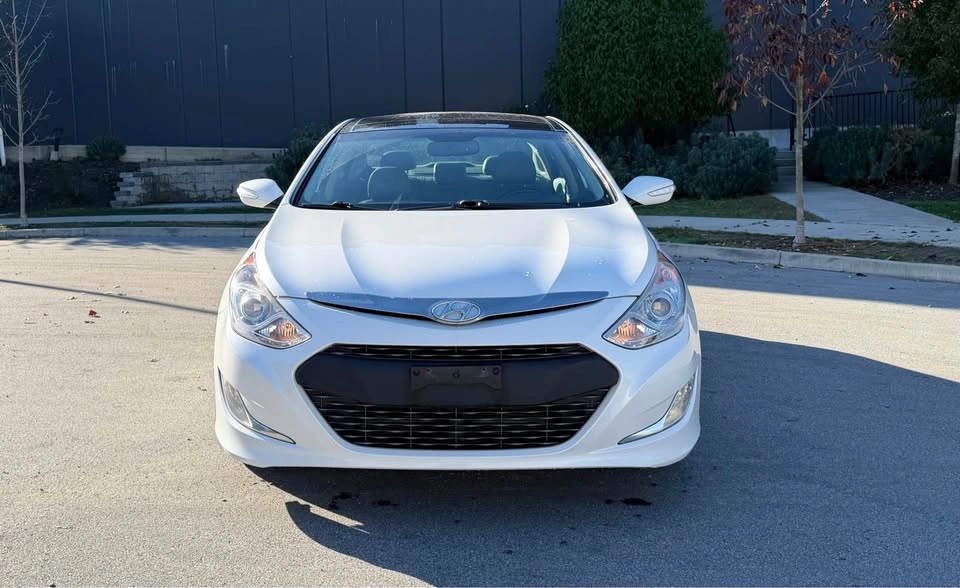 2012 Hyundai Sonata Hybrid - photo 3
