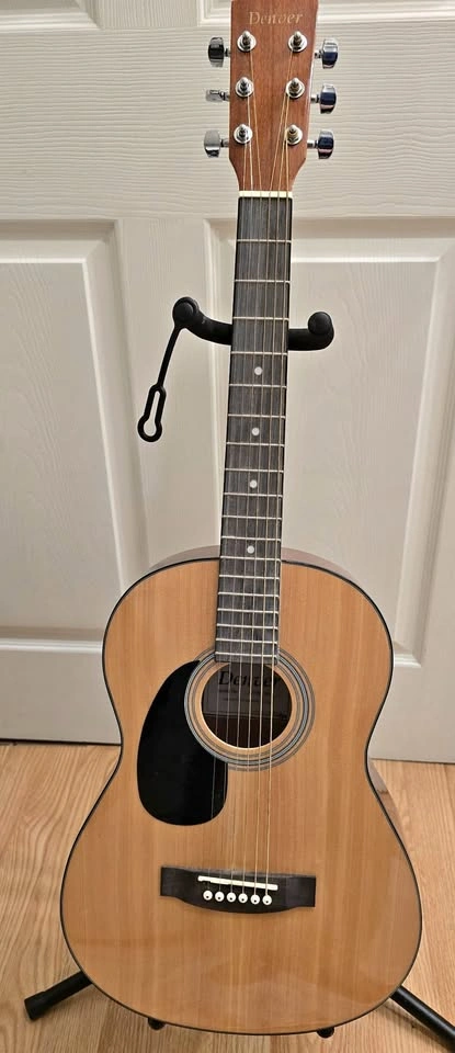 Denver LEFT-HANDED short-scale kids beginner acoustic guitar