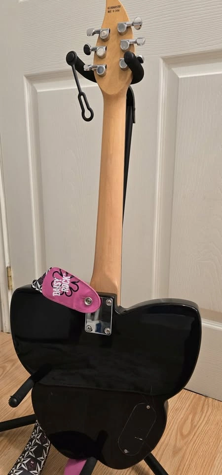 Daisy Rock Debutante Butterfly Left-Handed Electric Guitar - photo 2