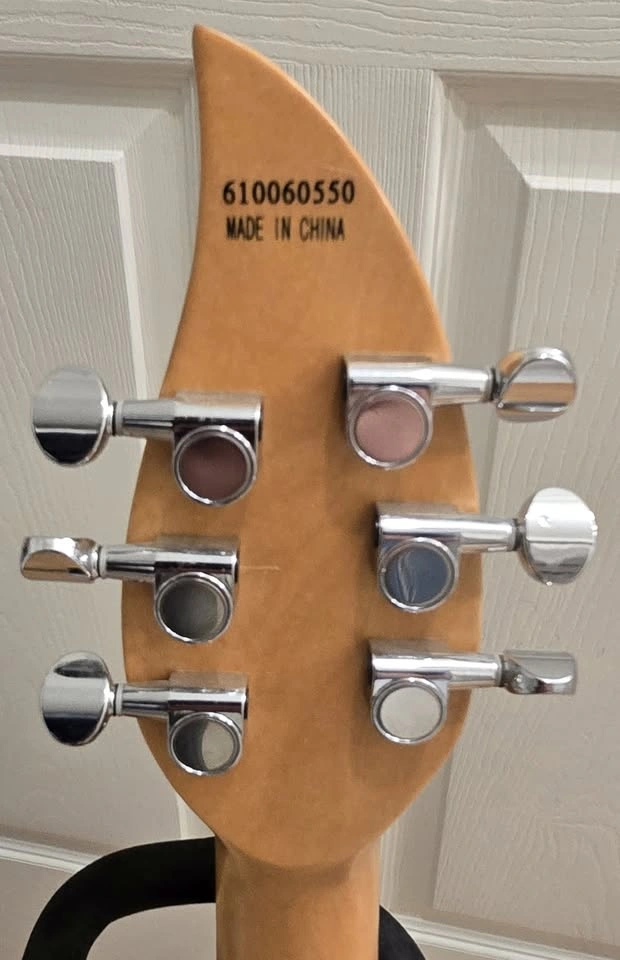 Daisy Rock Debutante Butterfly Left-Handed Electric Guitar - photo 5