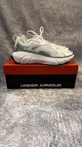 Under Armour Aura Men’s 10.5 Shoes
