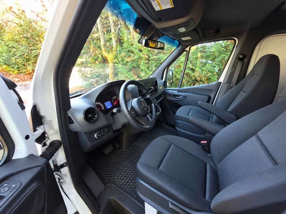 2023 Mercedes-Benz Sprinter 2500 Cargo - photo 5