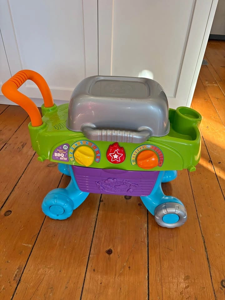LeapFrog Smart Sizzlin' BBQ Grill