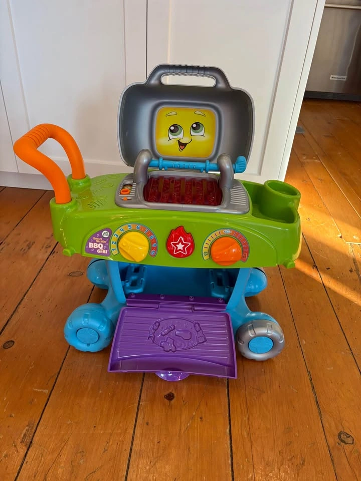 LeapFrog Smart Sizzlin' BBQ Grill - photo 2