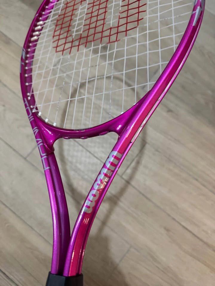 Wilson Tennis Racket and Bag of 40 Tennis Balls - photo 4