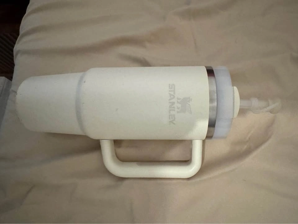 Stanley Tumbler 30 oz - photo 2
