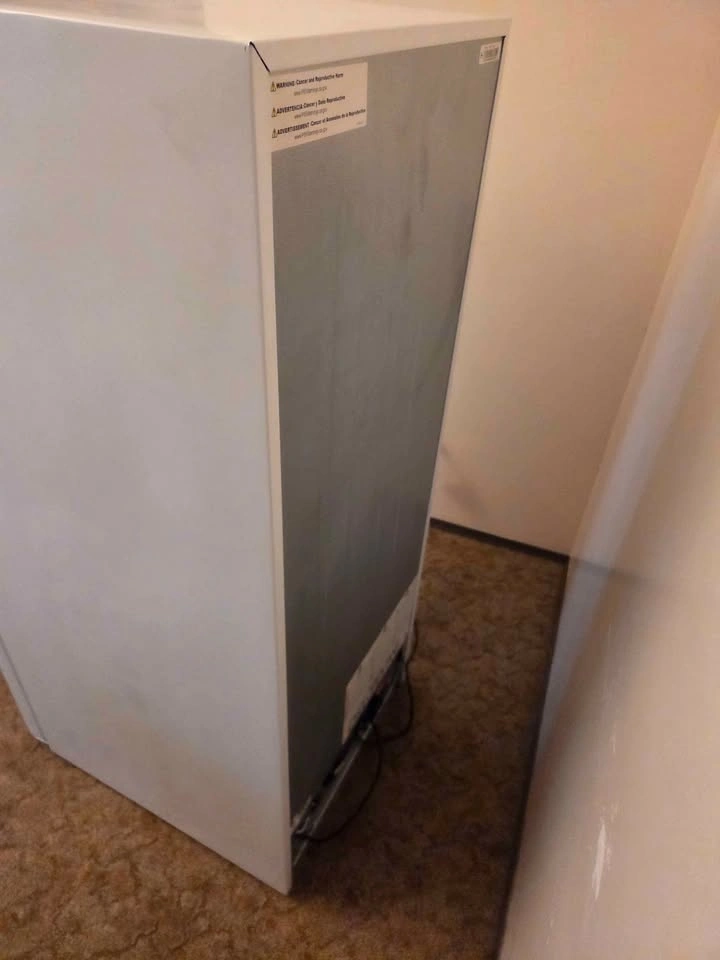 Delivery Available White Frigidaire Fridge - photo 4