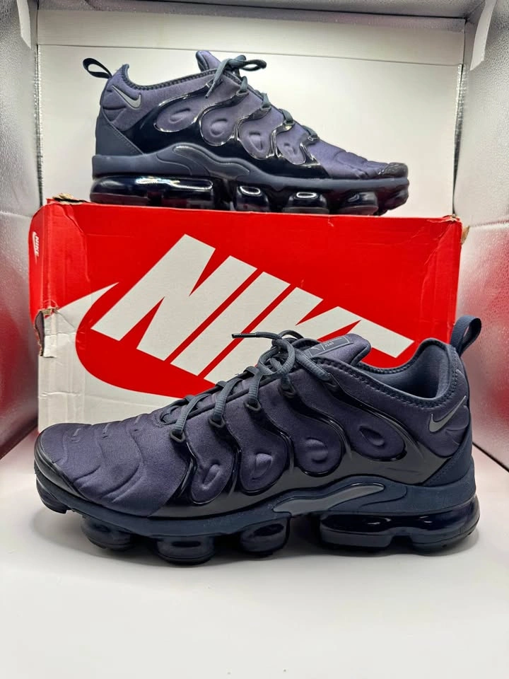 Nike Air VaporMax Plus