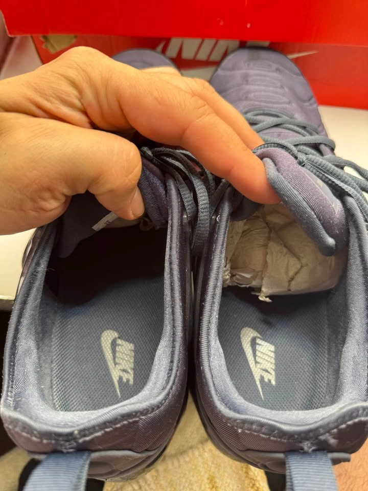 Nike Air VaporMax Plus - photo 3