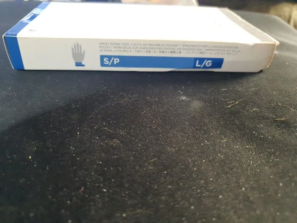 NEW FITBIT NYLON ACCESSORY BAND -KHAKI image indicator(3)