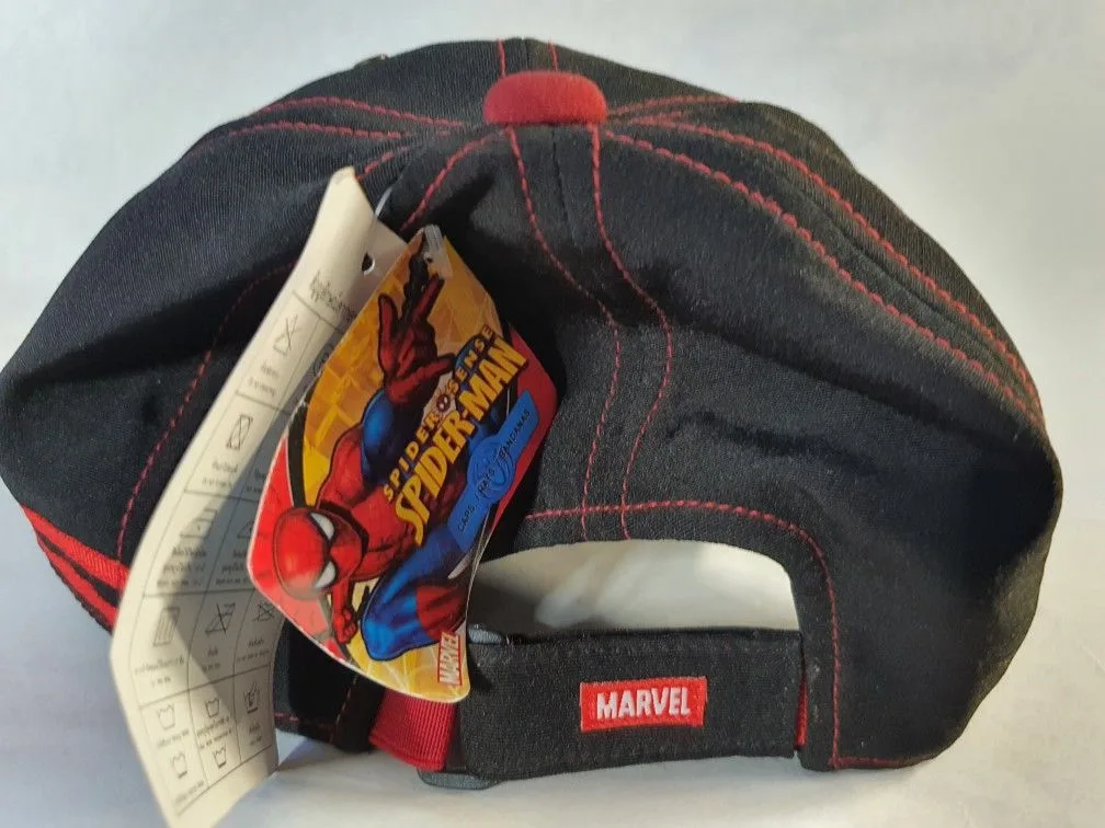 NEW SPIDER-MAN BURGUNDY BRIM/BLK/RED STRIP KIDS HAT image indicator(3)