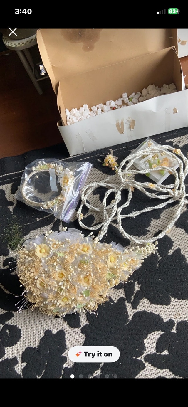 Bridal Flower Accessory Set