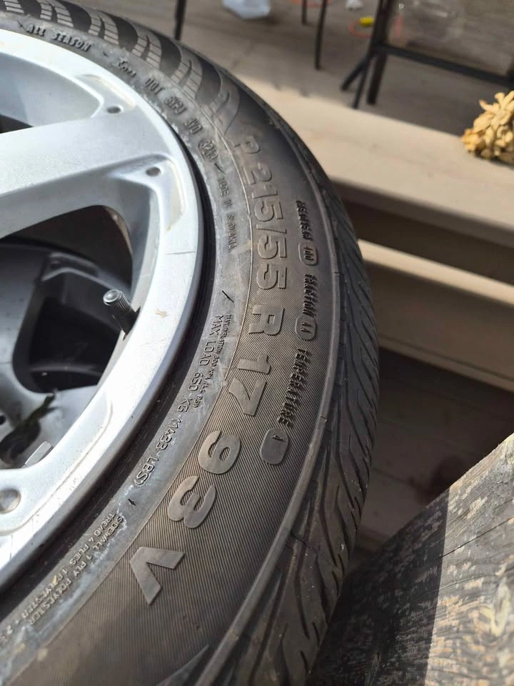 G35 aero rims 17" with tires - photo 2
