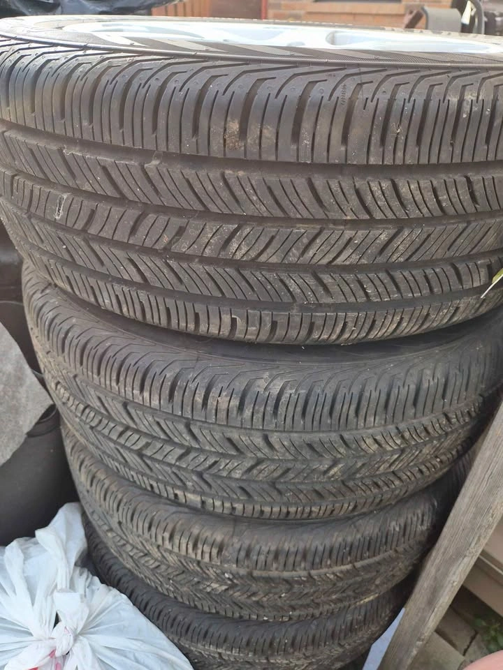 G35 aero rims 17" with tires - photo 3