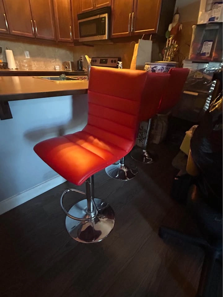 3 Red Counter Stools – Mint Condition - photo 3