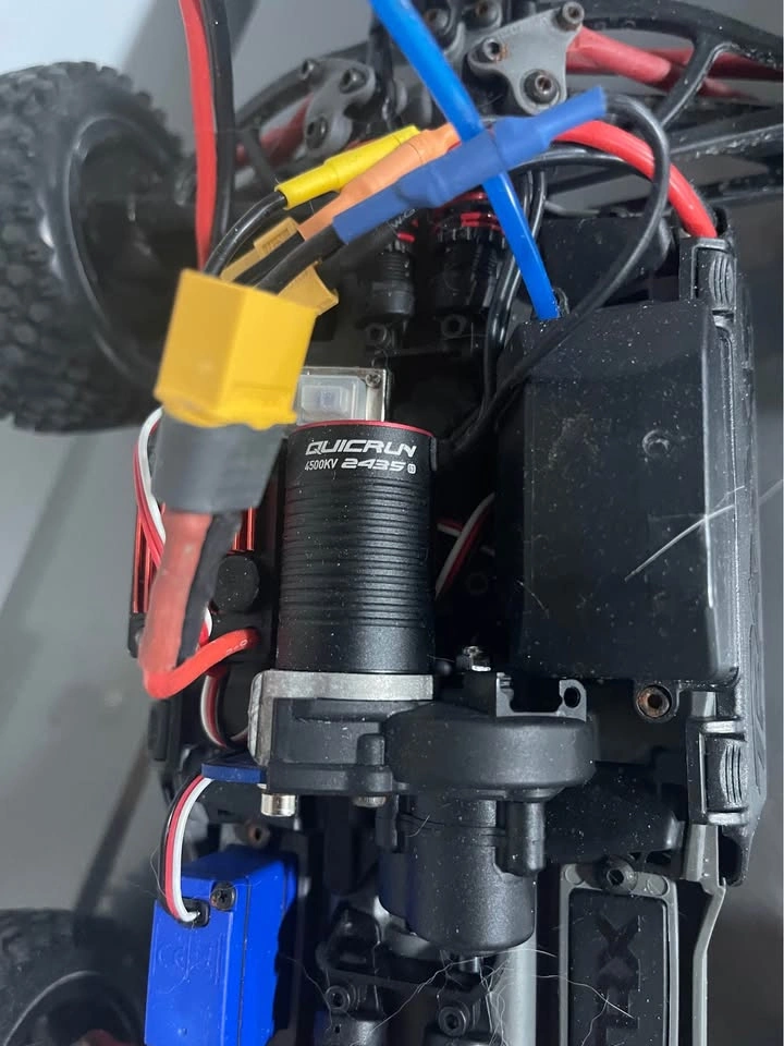 Traxxas E-Revo 1/16 & Tamiya TT-02R RC Bundle - photo 4