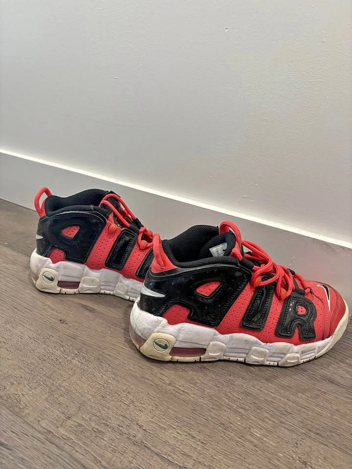 Nike air Uptempo shoes