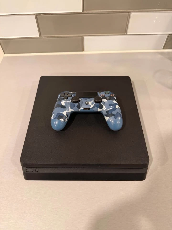PlayStation 4 Slim with Controller 500GB - photo 2