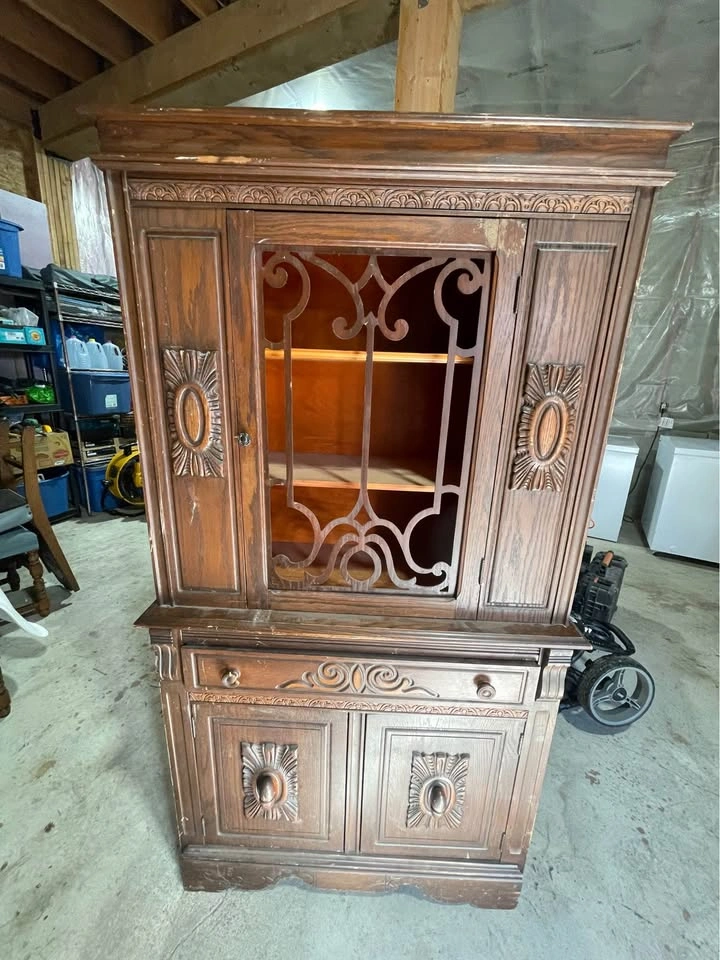 Vintage Ornate Carved Wood Display Cabinet / Hutch - photo 2