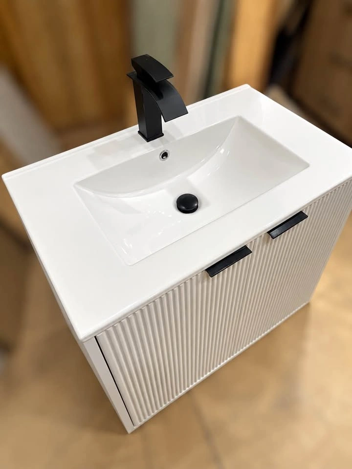29” White Floating Bathroom Vanity — Matte Black faucet and sink - photo 2