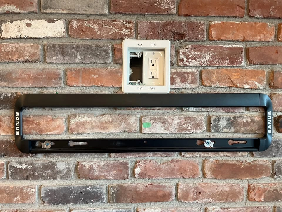 Sanus tilting TV Wall Mount for 46-90” TVs - photo 4