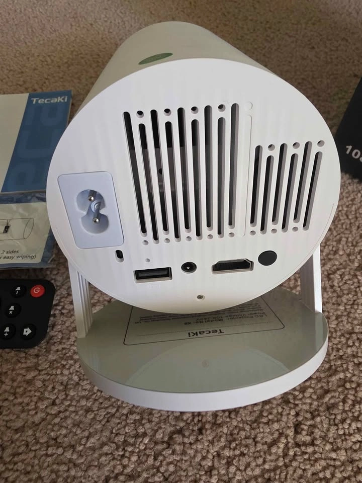 Tecaki X5 Smart Projector - photo 2