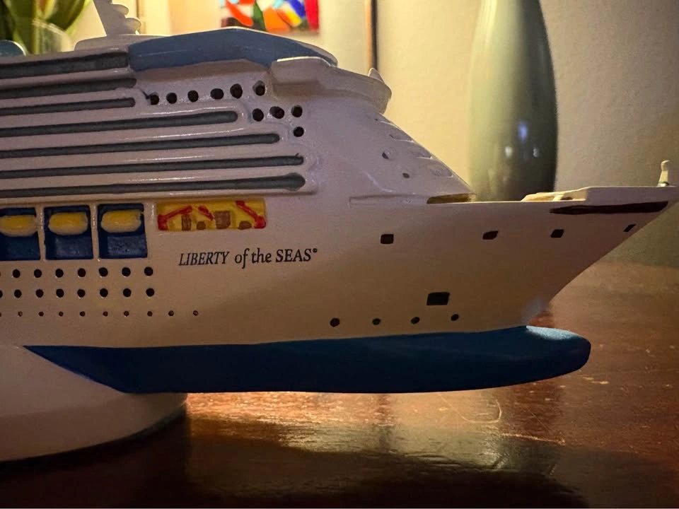 Official Royal Caribbean Liberty of the Seas Ship Model - photo 4