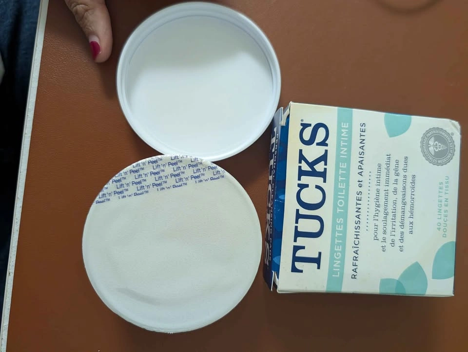 Brand new Tucks Personal Cleansing Pads - photo 2