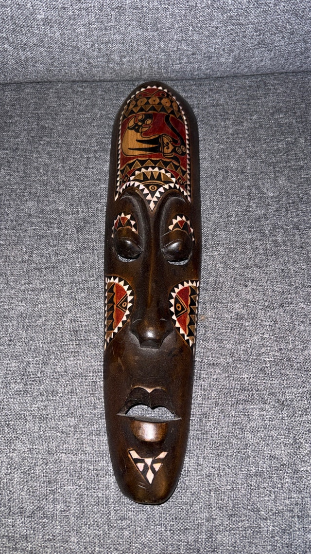 African masks wall decor
