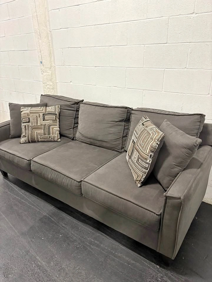 Gray Couch / Grey Sofa - Delivery Available