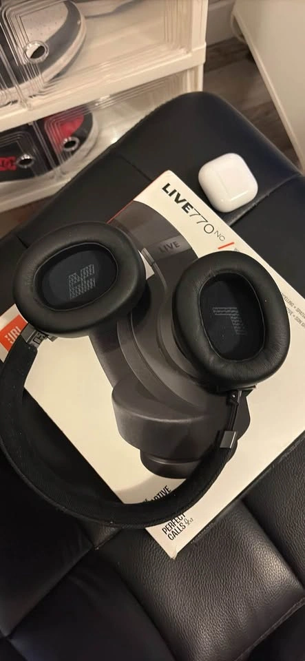 JBL Live 770NC Wireless Noise Cancelling Headphones - photo 3