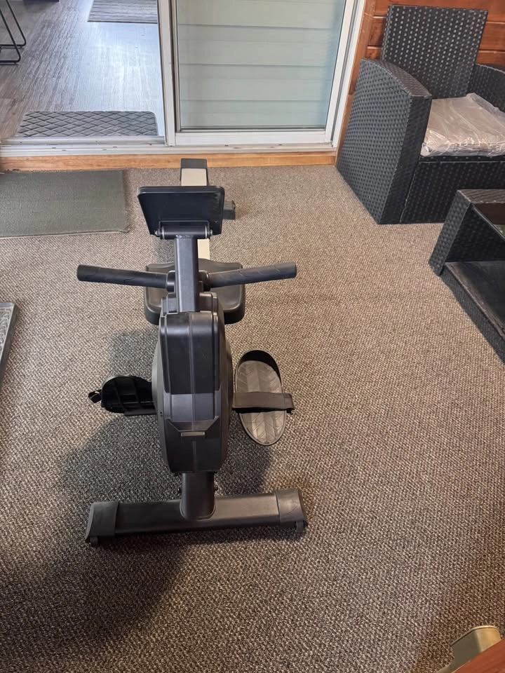 Rowing Machine - photo 2