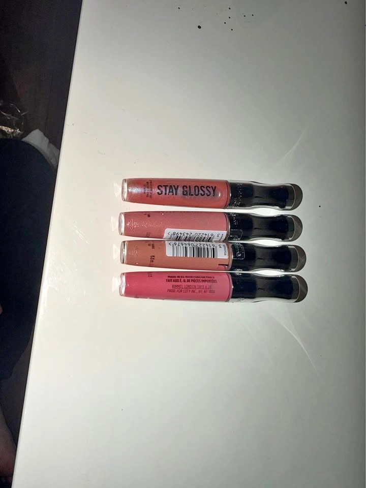 Rimmel Stay Glossy