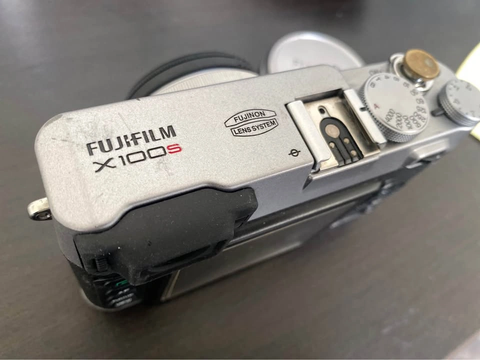 Fujifilm X100S- amazing condition - photo 4