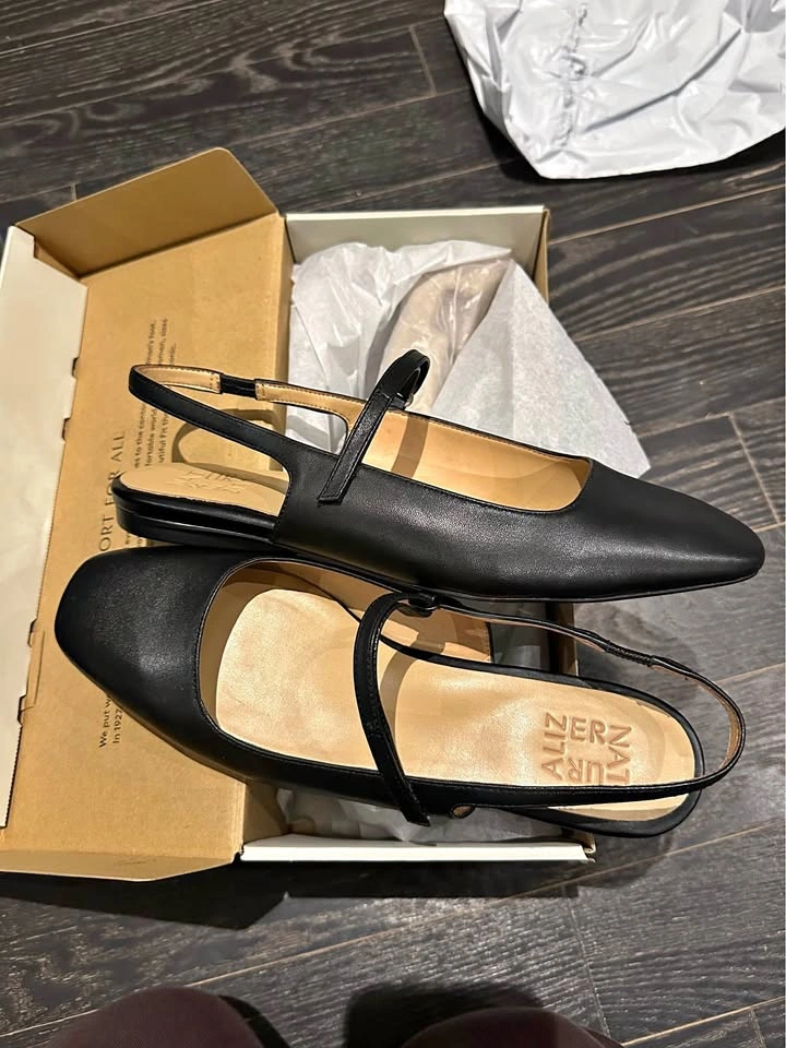 Naturalizer Mary Jane ballet flats