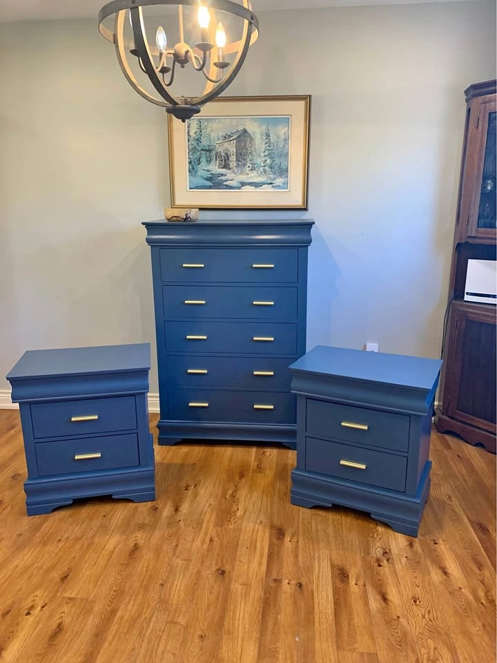 Modern Three Piece Bedroom Set