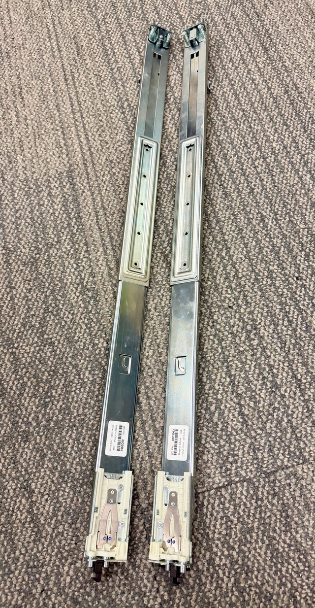 IBM 00D3962 00D3963 BALL BEARING RACK RAIL KIT