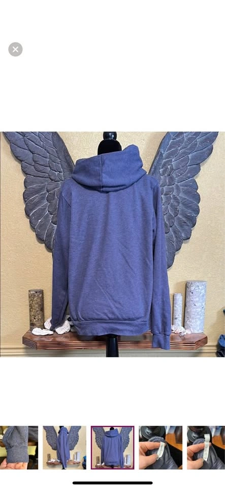 Bella + Canvas hoodie with logo - photo 4