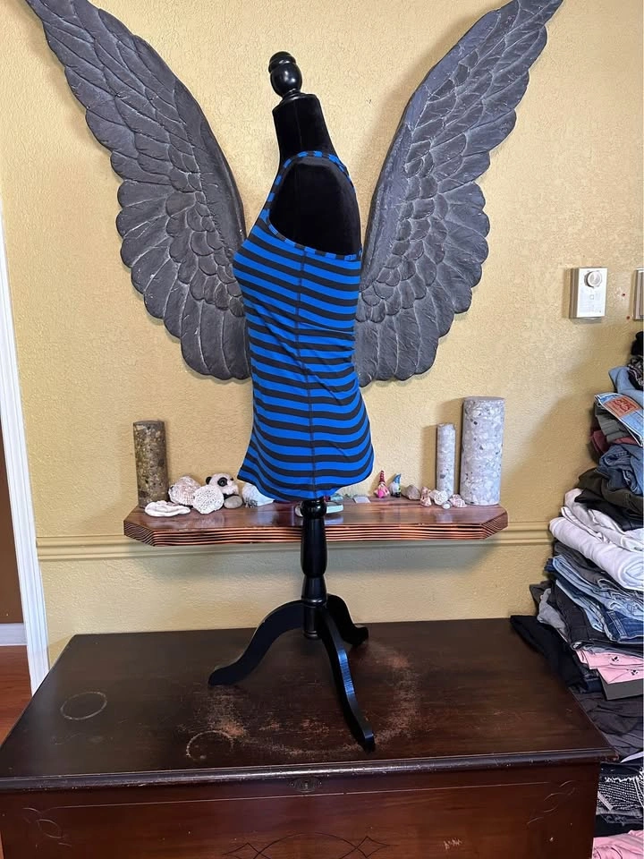 Lululemon Striped Blue and Black Tank Top - photo 2