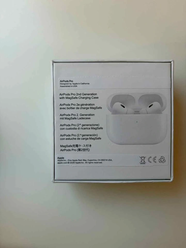 Apple AirPods Pro 2nd Generation - photo 2