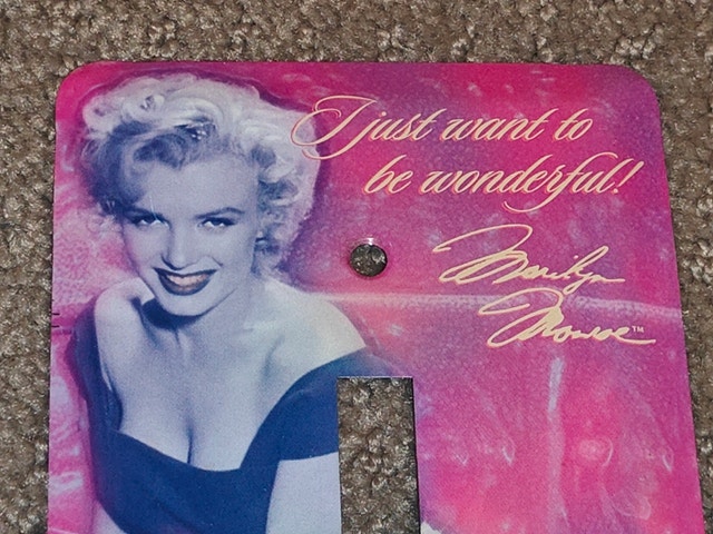 Marilyn Monroe “Want to Be Wonderful” Metal Light Switch Plate - photo 2