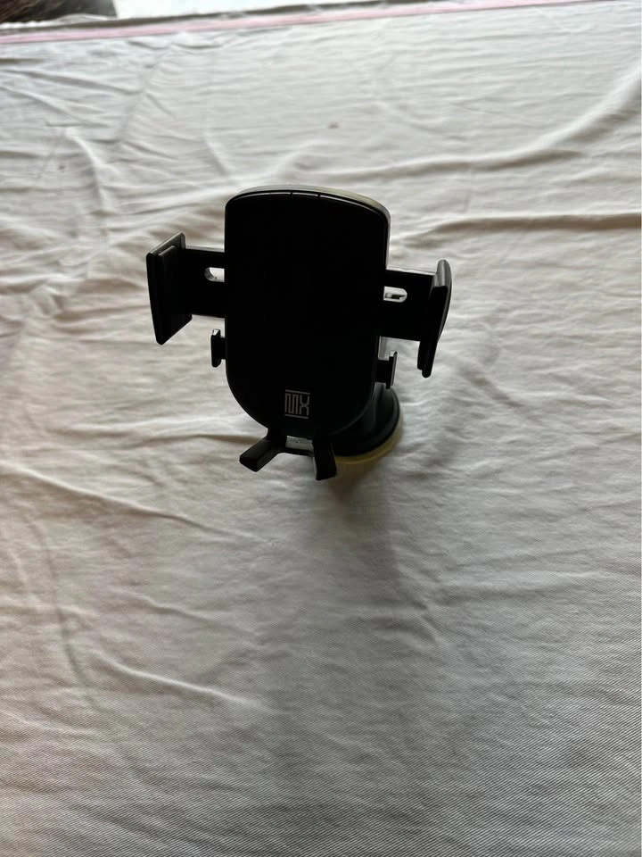 Vehicle Phone Mount - photo 2
