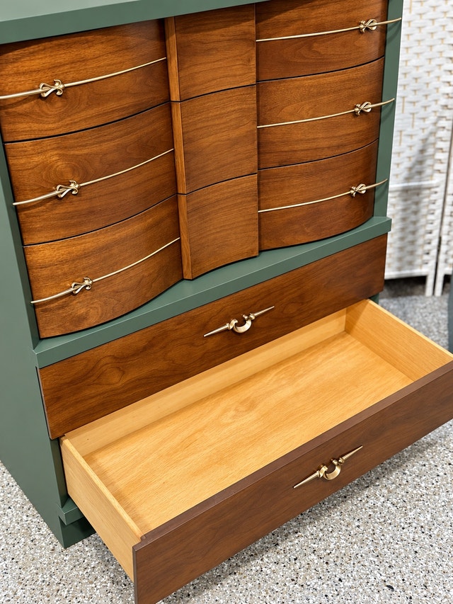 Vintage Dresser Set - photo 4