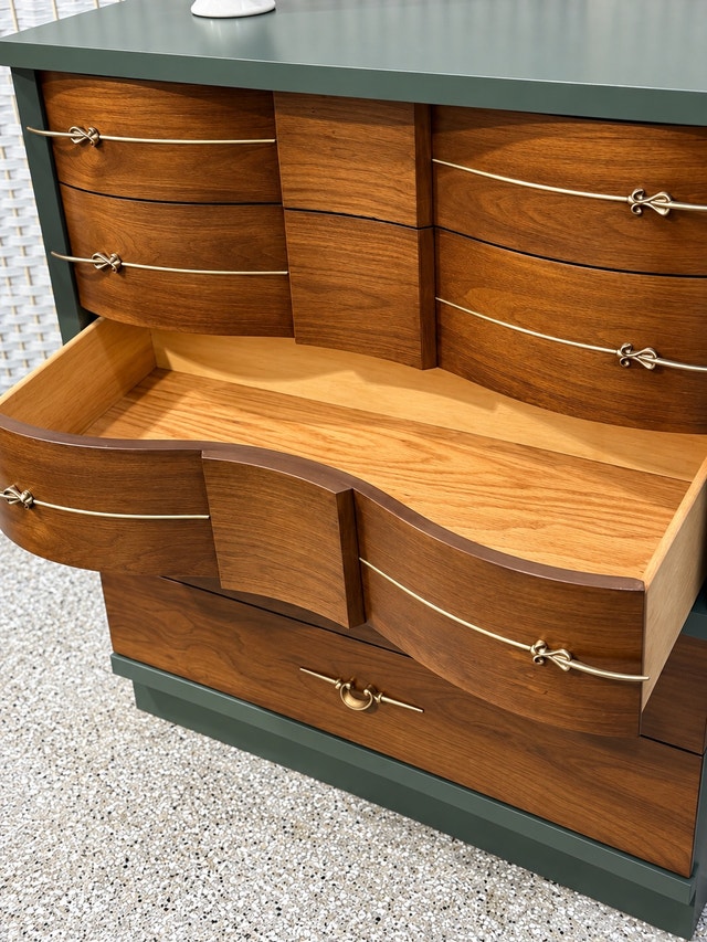 Vintage Dresser Set - photo 5